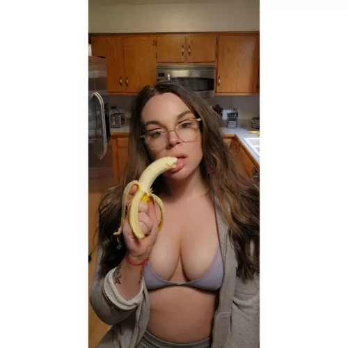 mommy's bedtime snackkk.