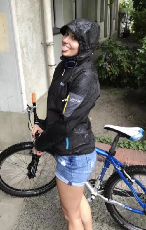 Yep, even my undies got soaking wet. Waaait… did I even wear some?