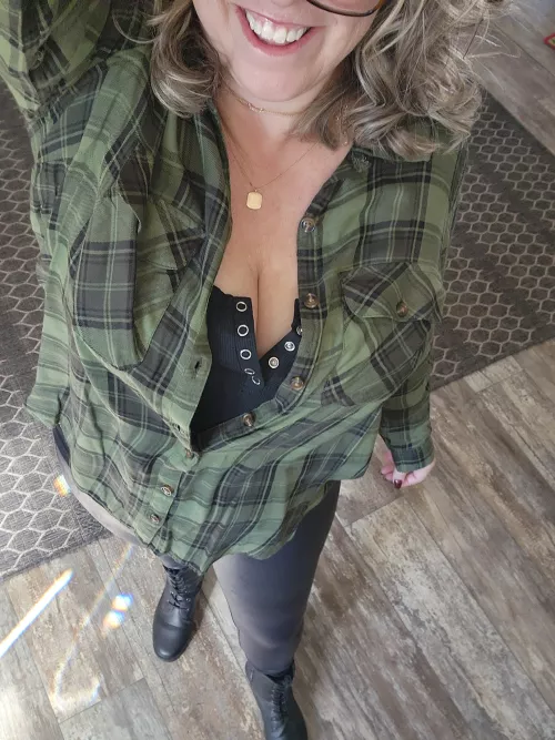 Am I still a milf with close on...🤔