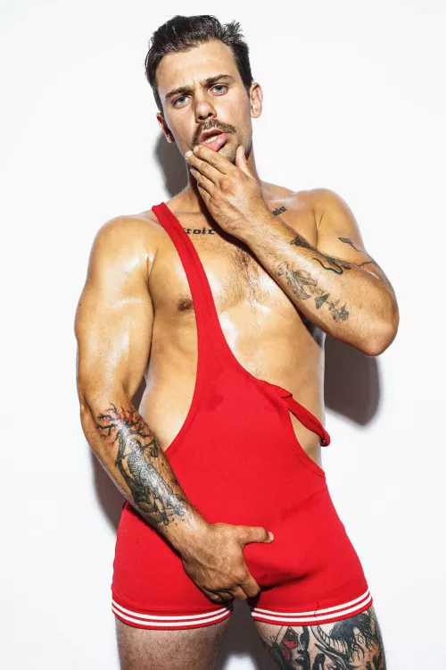 Anyone else love this photo as much as I do? Dope shot of me by Joris Studio! I love my old singlets