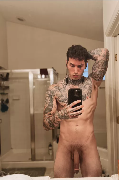 Happy Wednesday. Hope it’s filled with lots of 🍆