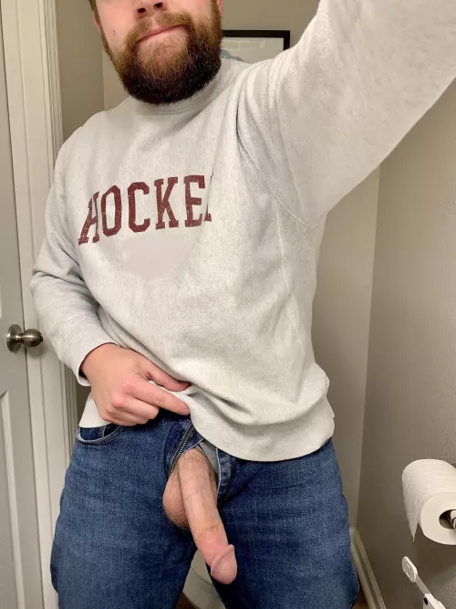 It’s cold tonight, who wants to cuddle with this bi dad? [35]