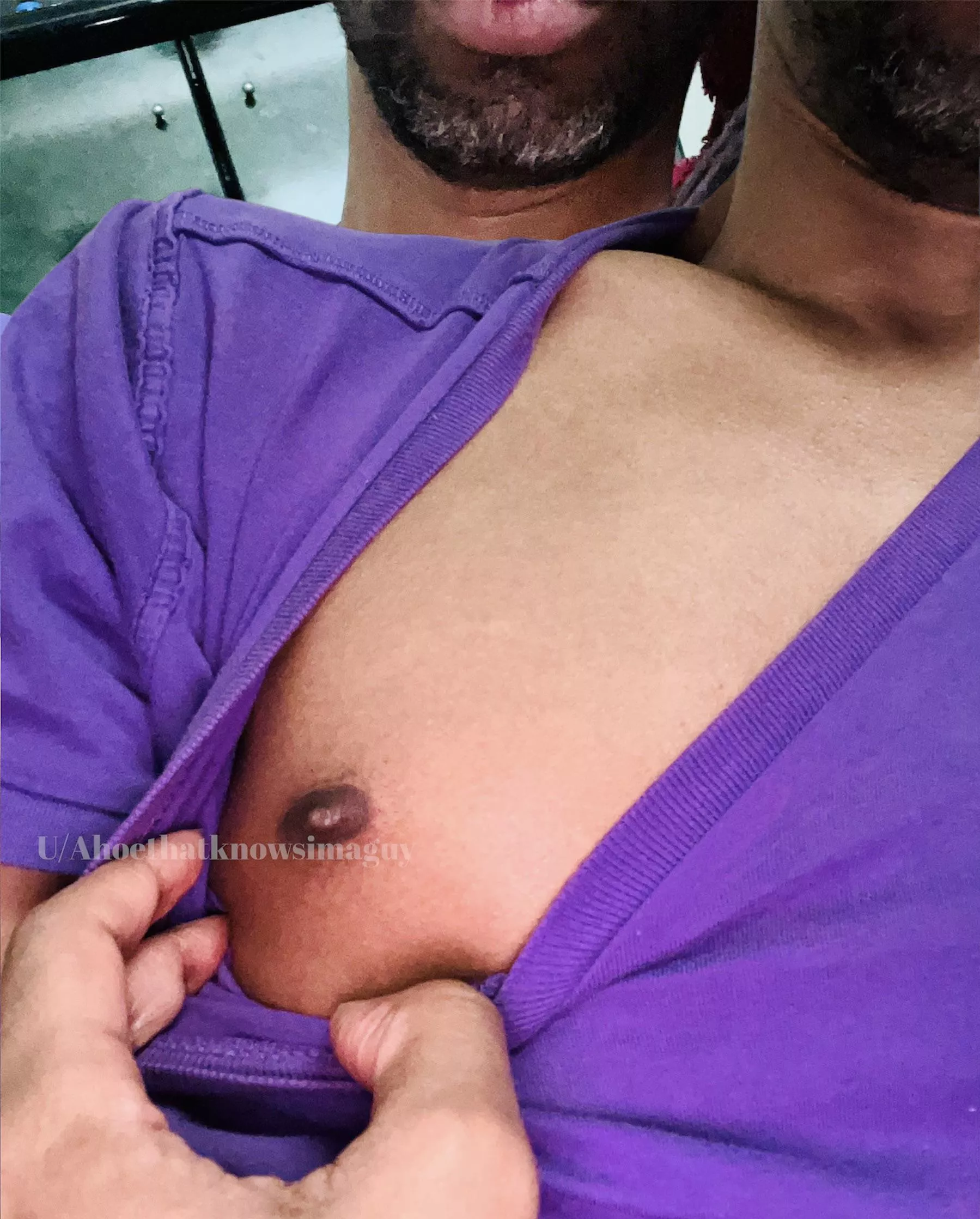 Wanna suck on my Hershey kisses๐ซ? Click on the link๐๐๐ค in my comments to see more of my nipples๐๐พ Wanna suck on my Hershey kisses๐ซ? Click on the link๐๐๐ค in my comments to see more of my nipples๐๐พ