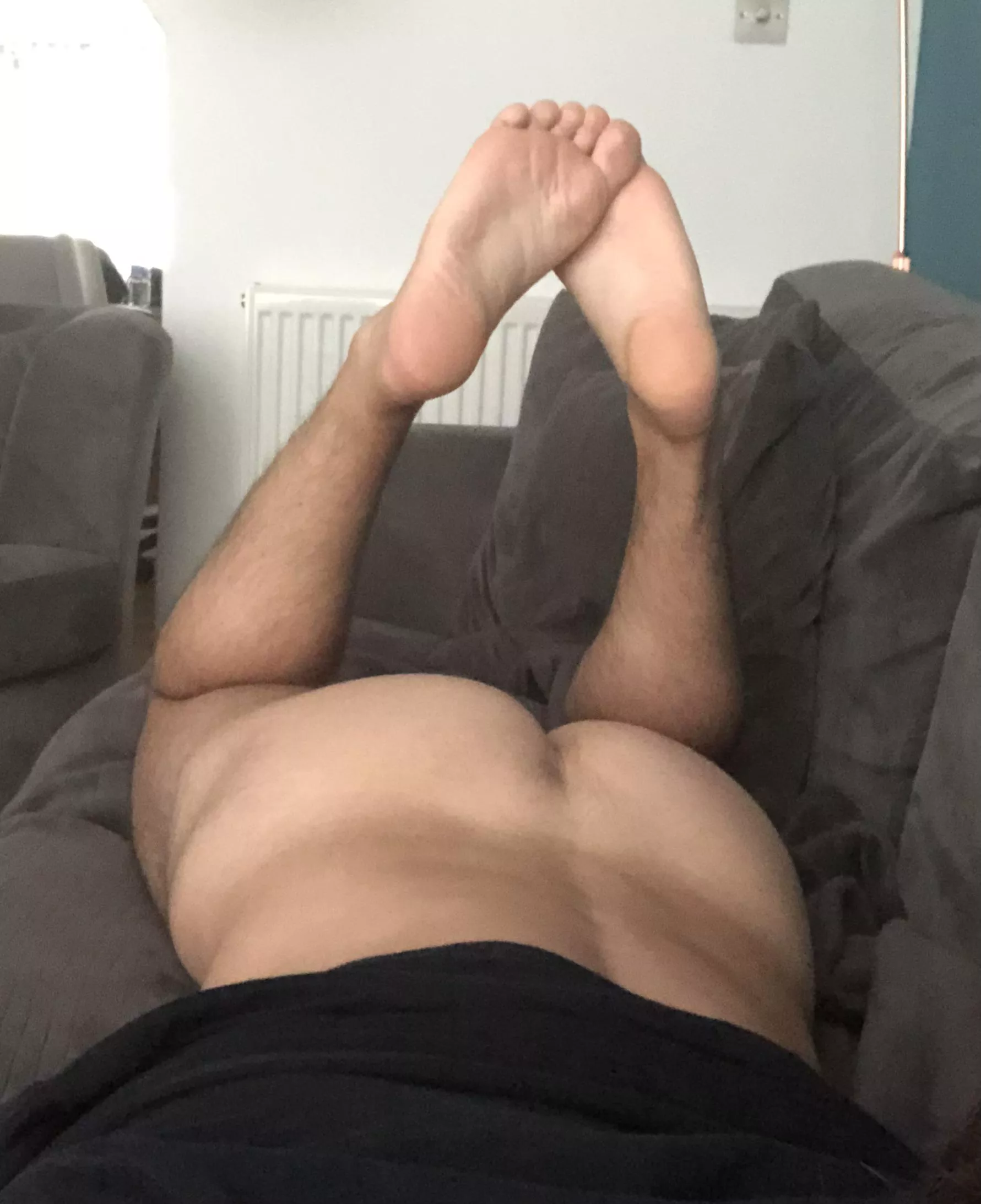 🍑👣