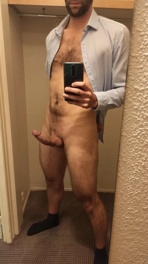 (38) alone in a hotel room. my wife doesn't know I post here.