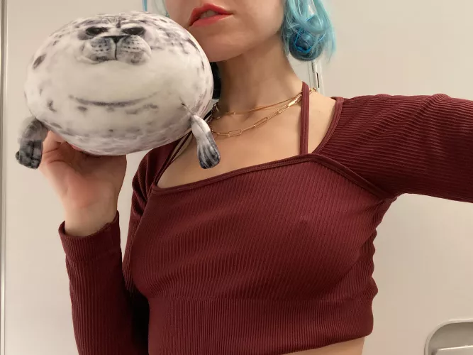 Do my little nipples get your seal 🦭 of approval? Haha