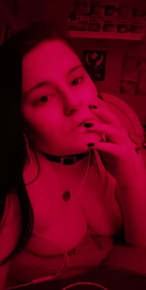 (F19) under redlights ✖️❤️