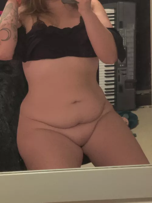 Feeling self conscious about my curves today. I've never been super tiny and some days it really bothers me.