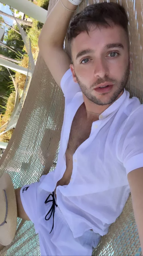 ISO someone to lay here with me by the pool 😊