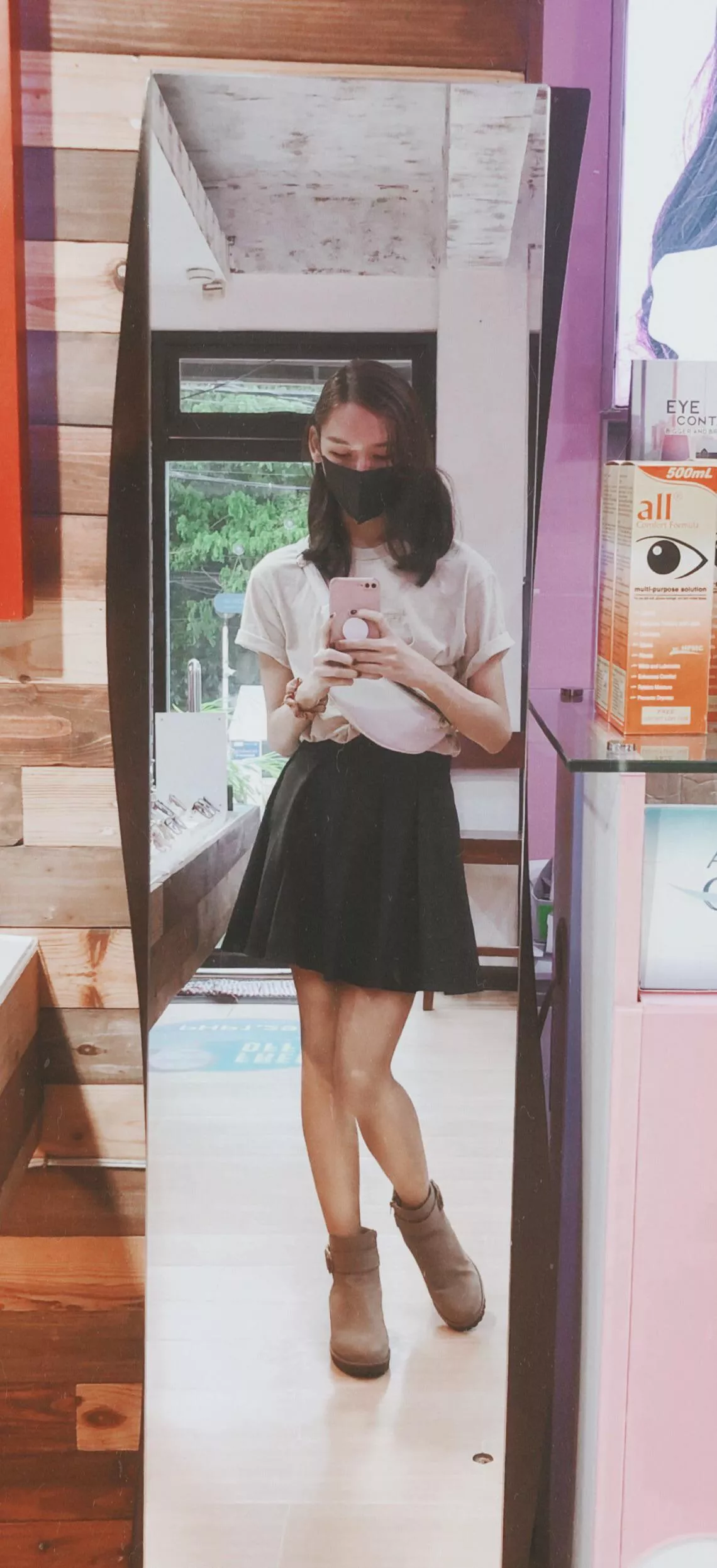 officially the first time i wore a skirt in public! felt so giggly inside 🥰