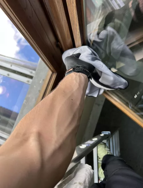 So this is the reason why all the ladies look at me while i do my job