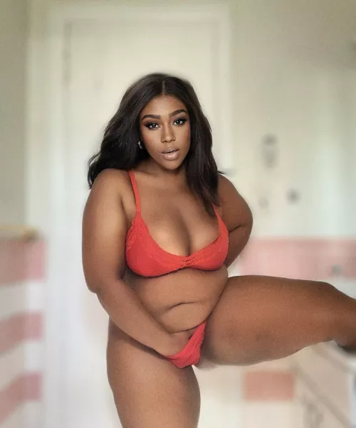 sometimes i just can’t resist👸🏾😈❤️