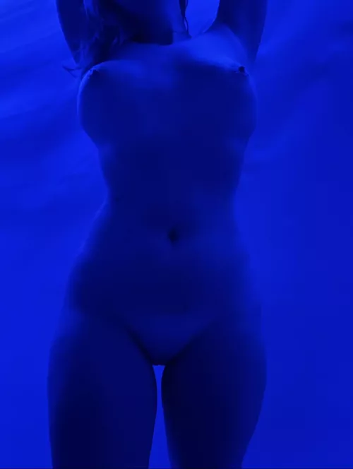 What is it about moody hotel room lighting that gets me (34f) naked?