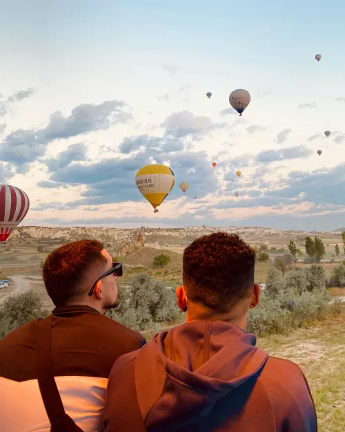 When you have someone to hold your hand, you can fly a balloon and feel safe like you never had left the ground 👨🏾‍❤️‍👨🏻