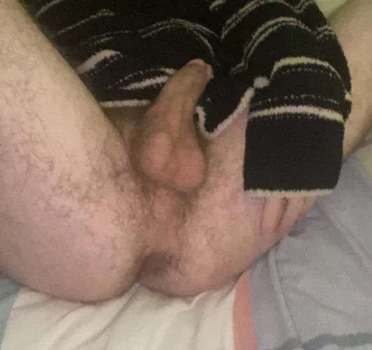 19 y.o. otter in need of a helping hand (or dick)