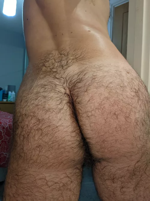 Furry 🍑 Rate ?/10