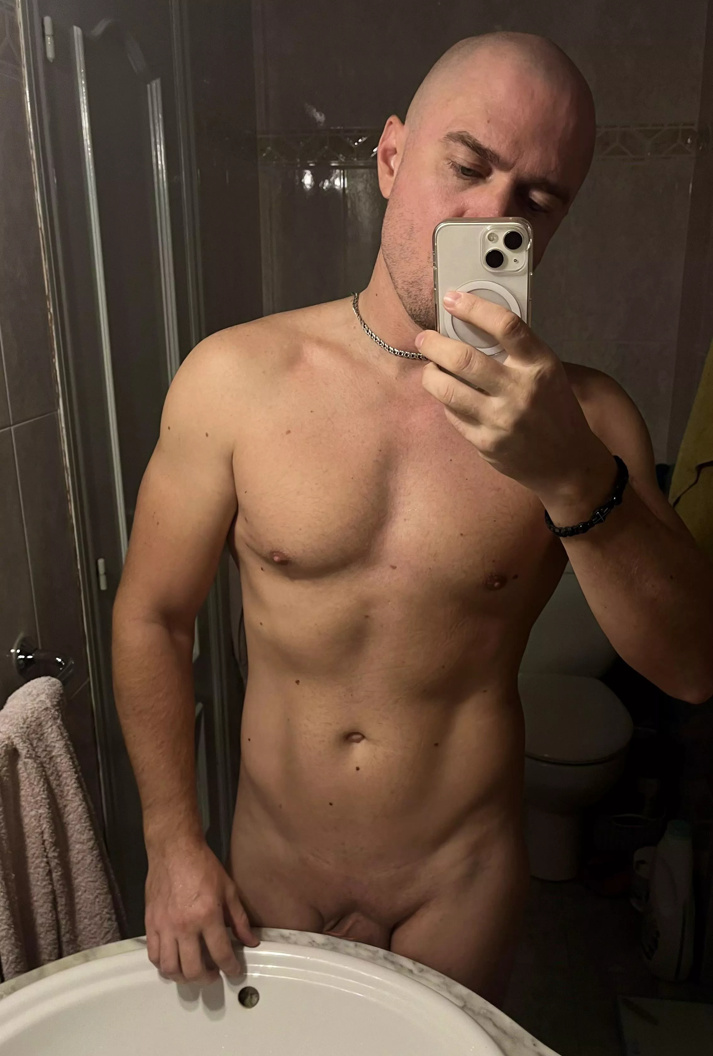 Hey 👋[m]