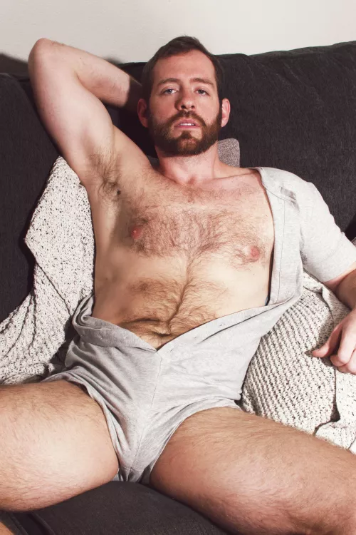 What do you say to some cuddles and a scary movie? 😈