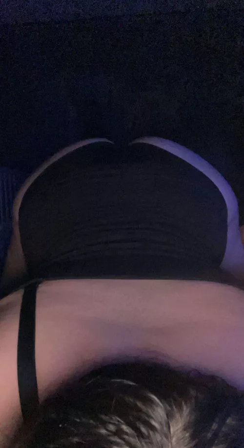 Wife looking for someone to sext with