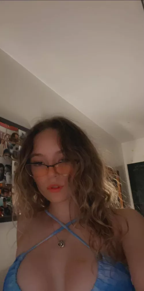 1st part of three to come so lemme tease you with this🤭♡