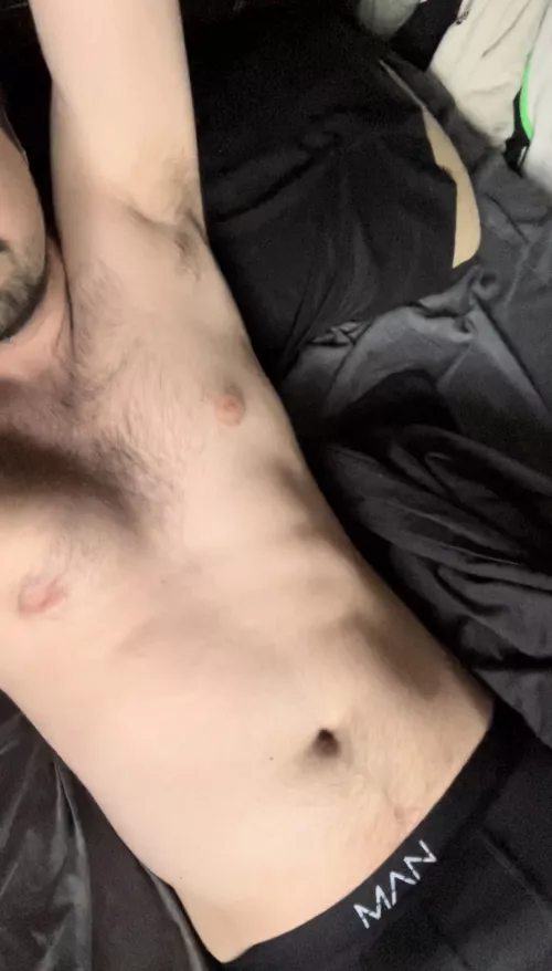 24M. England. 6ft3. Alpha. Check me out 😈💦 Dms open