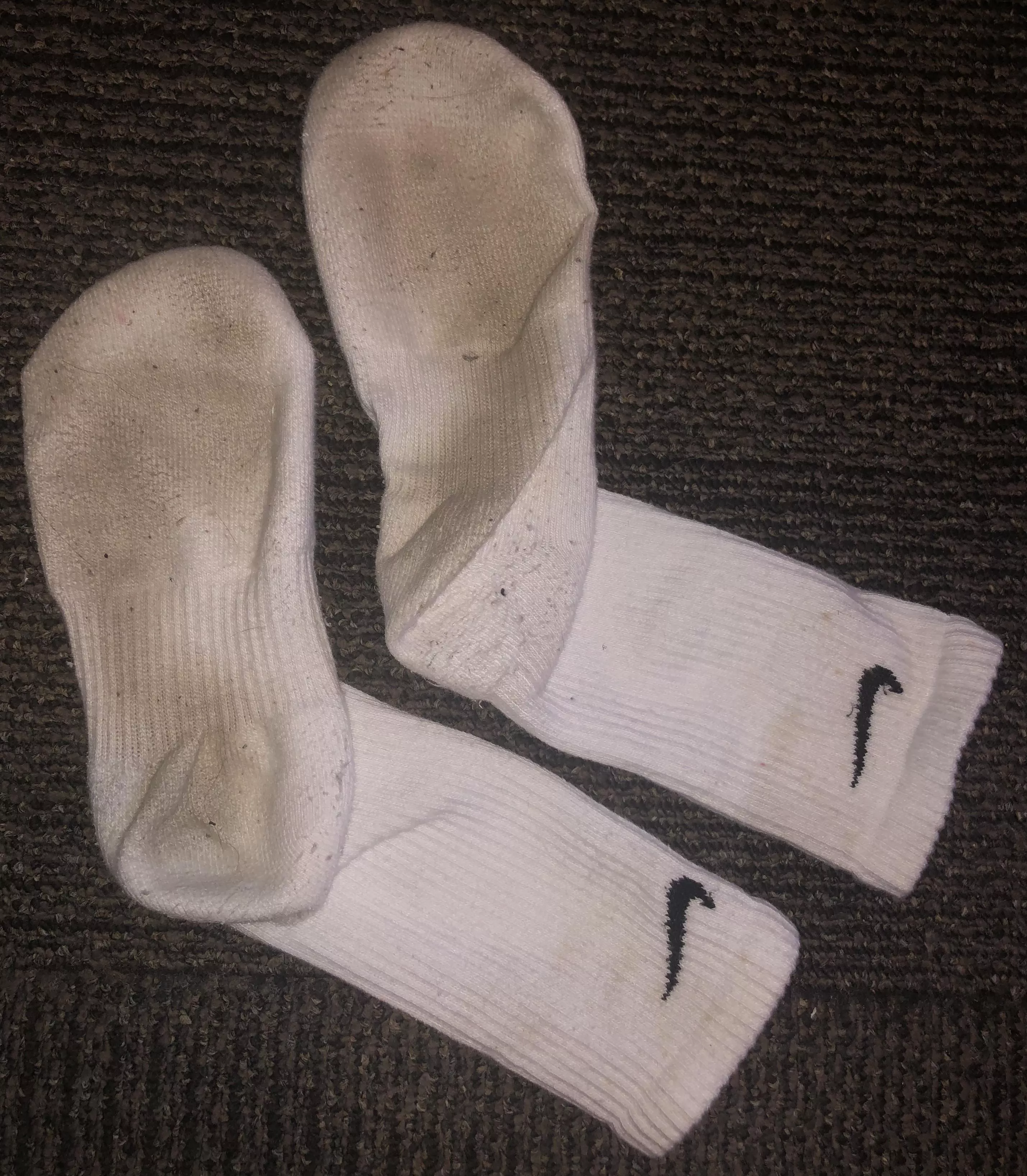 Day 7 wearing my stinky sweaty Nike socks after several soccer games!🥵 phew eee!