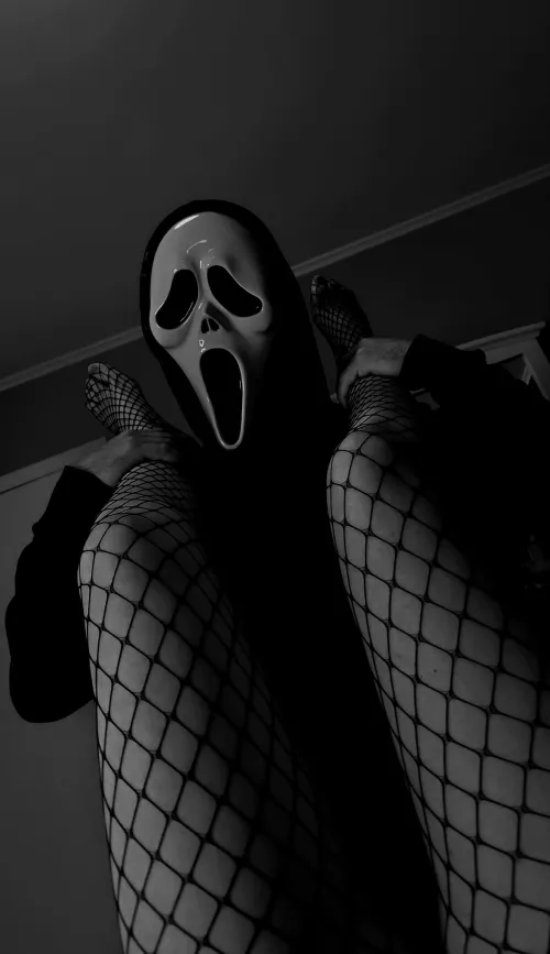 Hello Baby 😈 cum follow me on OF 😘 currently taking requests for content to film this weekend x