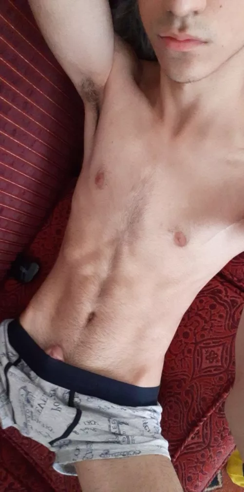 here's ur twink so dont blink😜