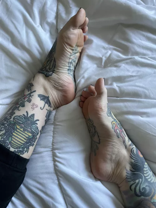 Kiss my wrinkly soles ❤️