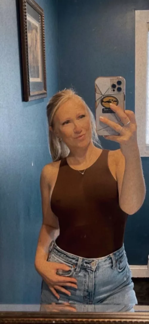 Show me some love if you want me to post a pic topless for you guys !!;) really bored an really horny :)