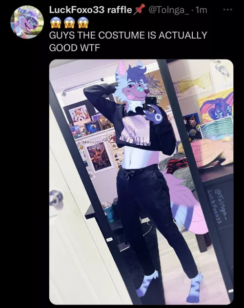 The costume was actually good 😱 (based off a meme i posted earlier today)