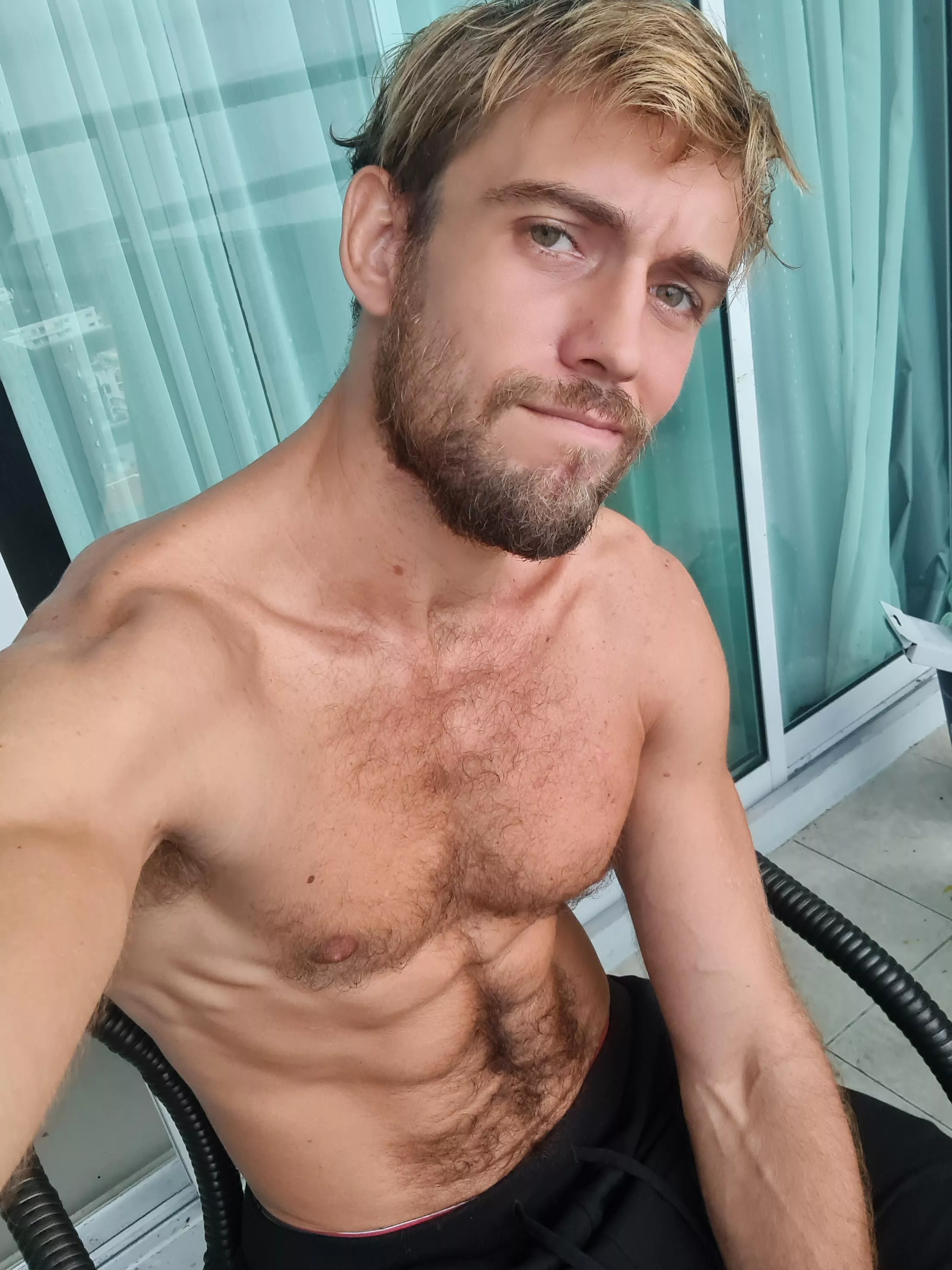 😉