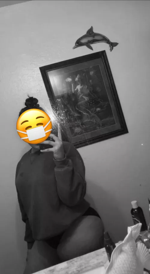 been sick for a while but I'm back on my Saturday slutty sh*t 😈😉💦