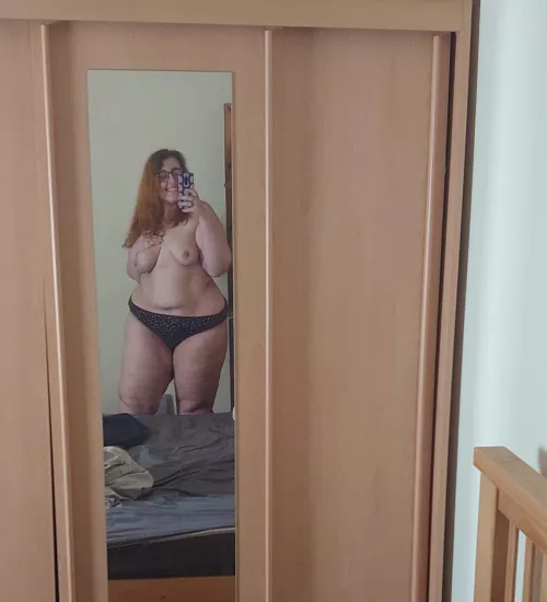 Good Belated Morning Lovelies 😘 I totally overslept today oops! Have a super Sunday :)