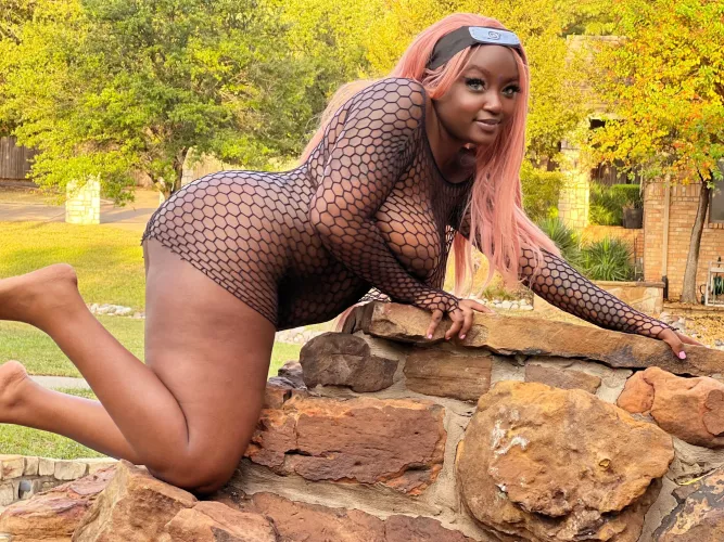 Sakura - Naruto by Girly Vixxen