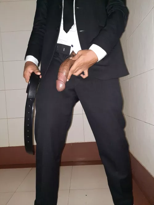 Text me im horny at work😈