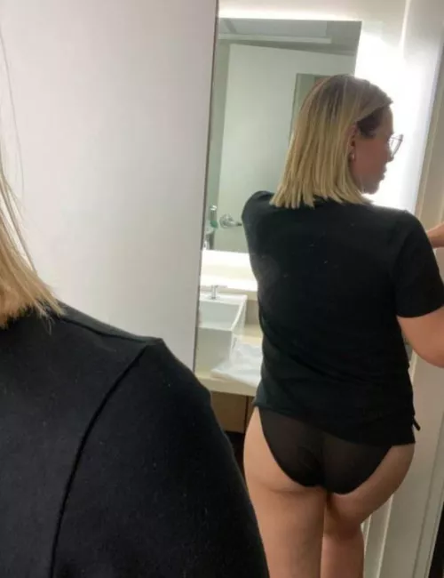 Trading my 31 yo blonde wife on tele. Must have vids and show face or don’t bother. Tele Dact3000