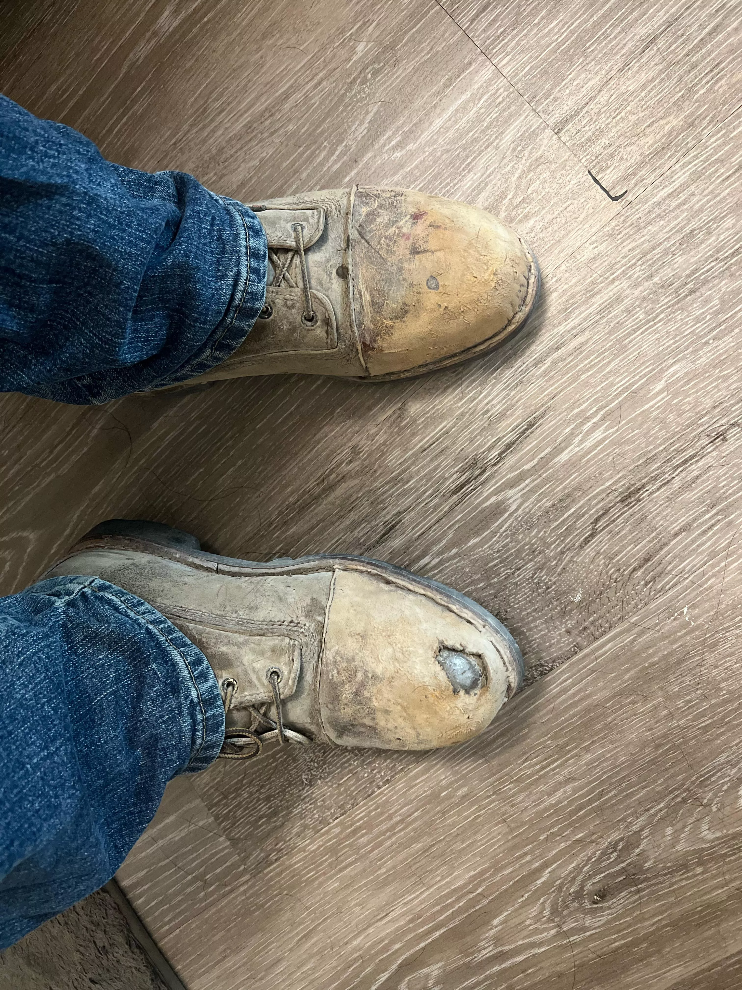 Union Electrician. I really don’t want to replace these red wings, they’ve done me good over the past 2 years, and they still keep my feet 100% dry and warm. Already had them re toed once. Union Electrician. I really don’t want to replace these red wings, they’ve done me good over the past 2 years, and they still keep my feet 100% dry and warm. Already had them re toed once.