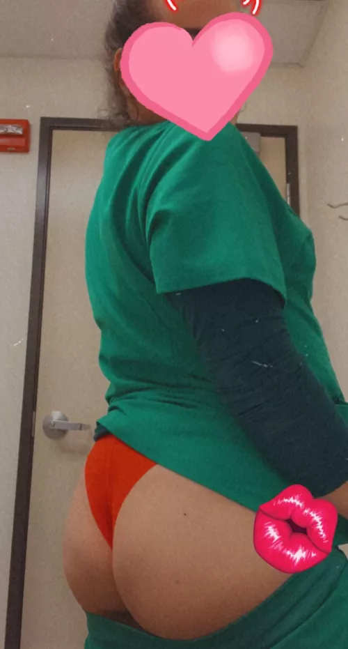 What’s under my scrubs today