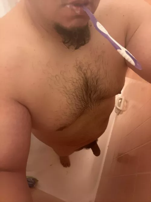 (44) good morning my horny bears. Would love to be bent over right now