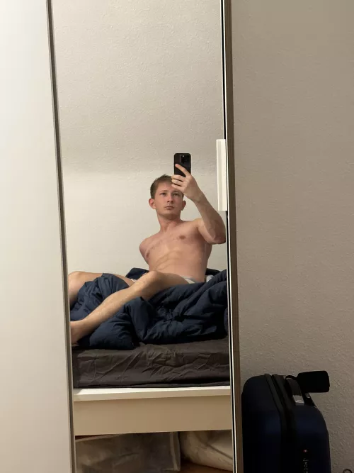 Hello from the bed ๐๐ป