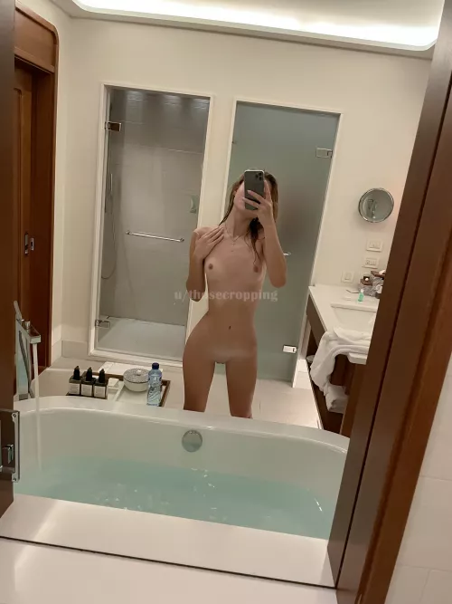 I love the pool after fuck🥥💕