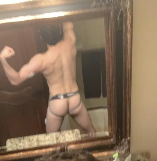 I love the way it squeezes my baseball ass