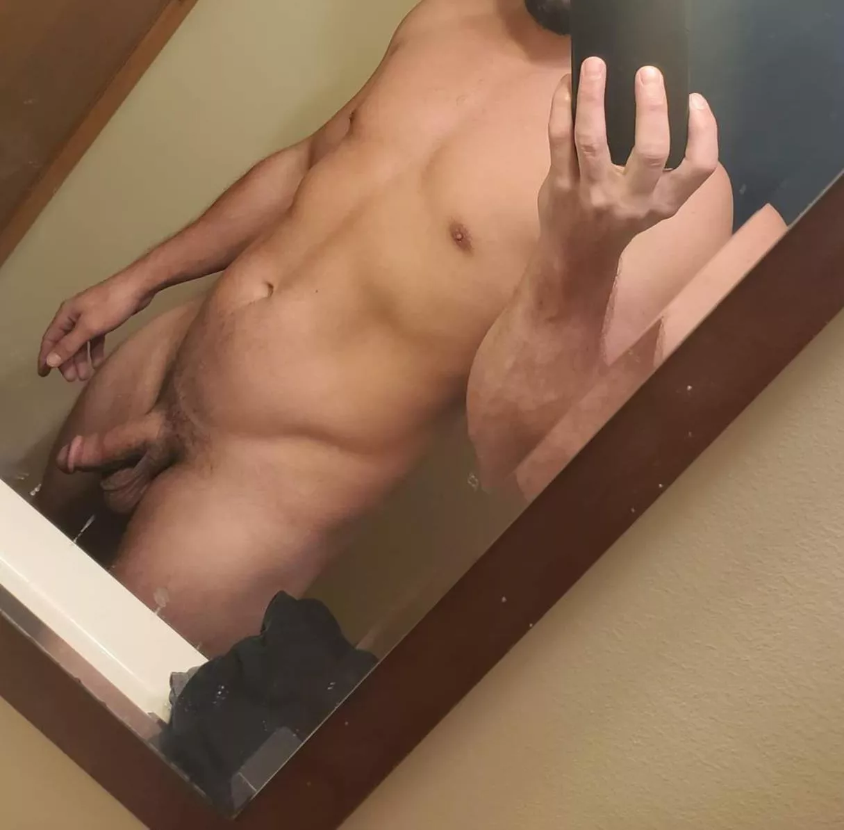 (m) 28 here. thoughts ? ☺️