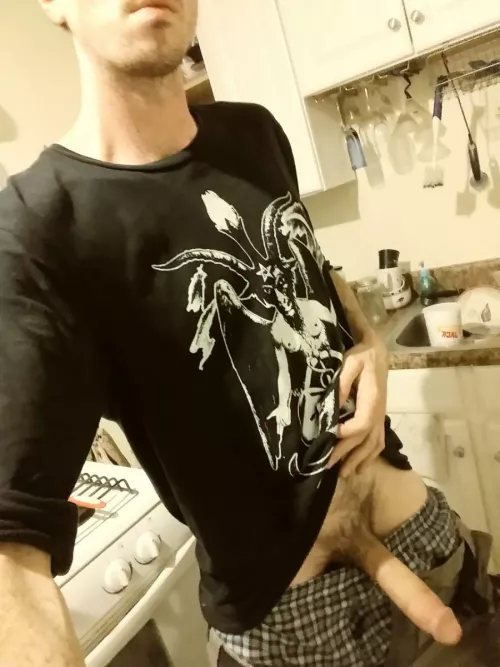 (m27) no need to updoot but send me them noods!😊