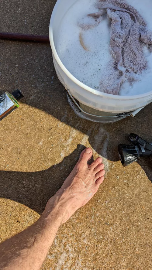 My buddy sent me this while he was washing his car