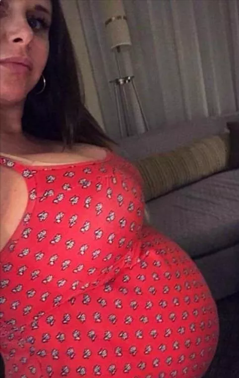 Rachel Roxxx Pregnant Big Fake Tits full of Milk