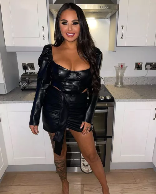 Stunning Stevie in the best material, leather