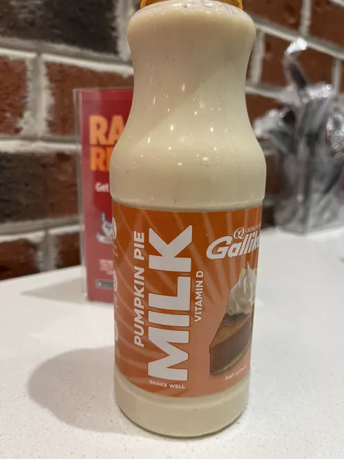 The perfect spooky milk for all the little demons getting ready for Halloween