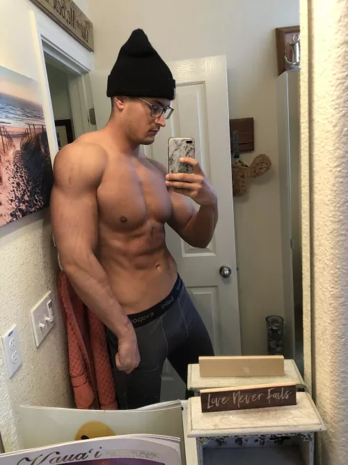 Thoughts on tall guys? I’m 6”6 lol 😅